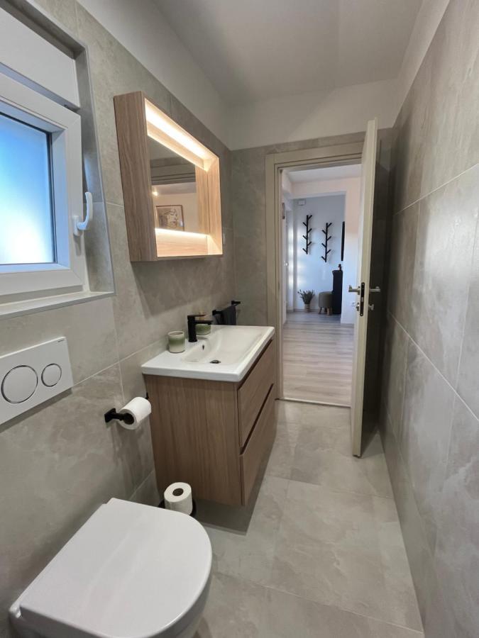 Apartment A & N With Free Private Parking พูลา ภายนอก รูปภาพ